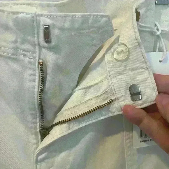 FRAME Banded Bottom Moto Pants Off White Cropped Relaxed Denim Size 33 NWT - Picture 8 of 15